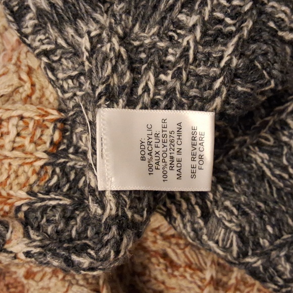 LETY & ME XS FAUX FUR HOODIE CARDIGAN - Picture 7 of 8